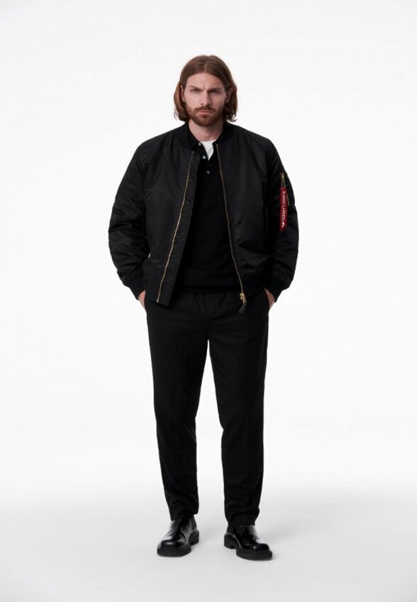 Бомбер Bjorn Larsen