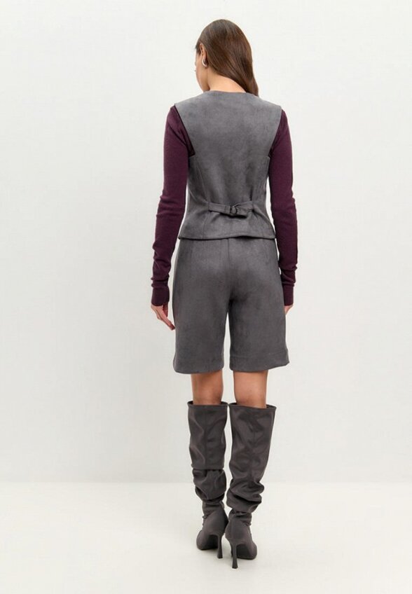 Жилет и шорты Сиринга