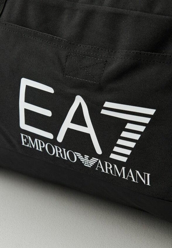 Сумка спортивная EA7