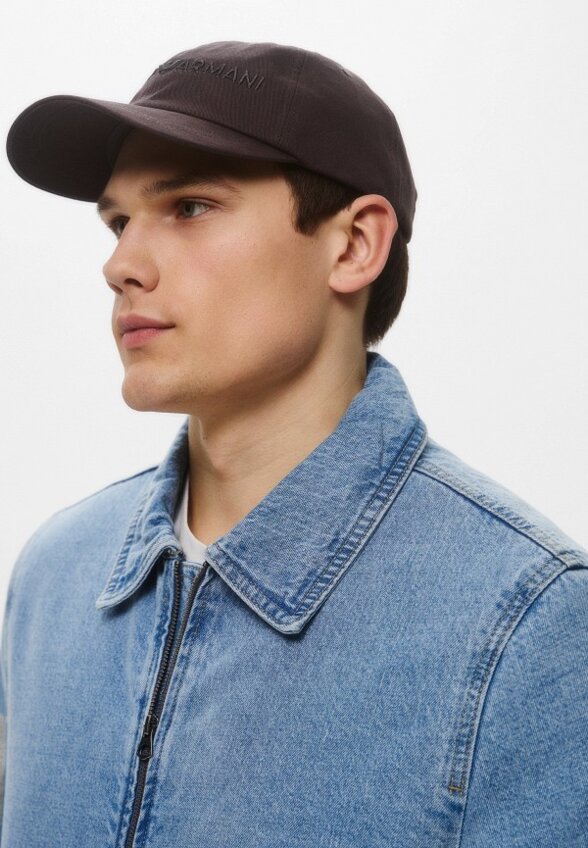 Бейсболка Emporio Armani
