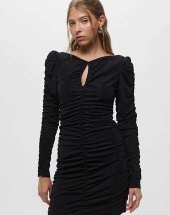 Платье H&M женщинам