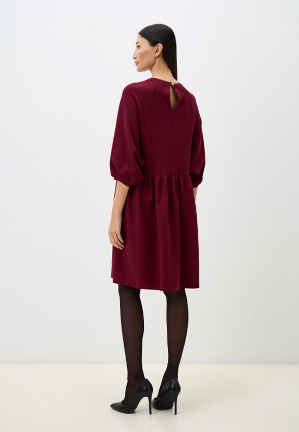 Платье MadaM T