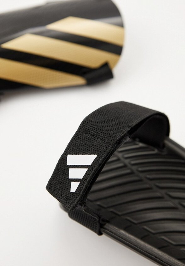 Щитки adidas