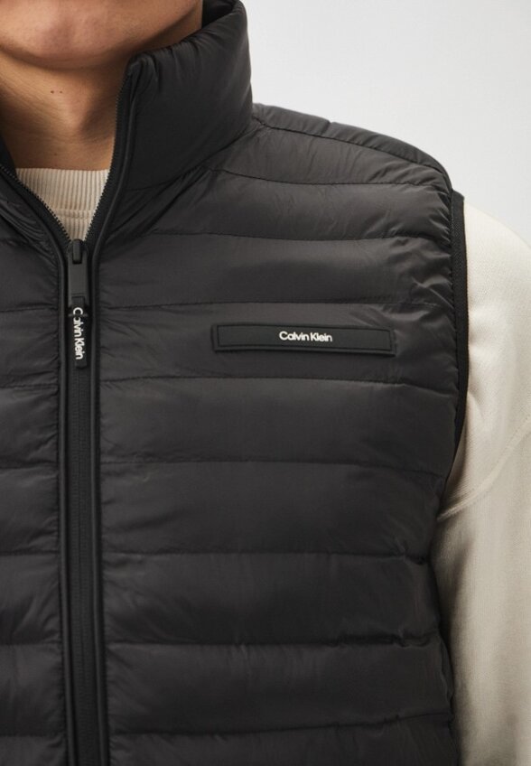 Жилет утепленный Calvin Klein