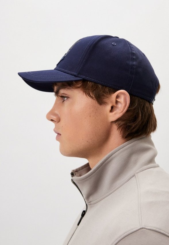 Бейсболка Armani Exchange