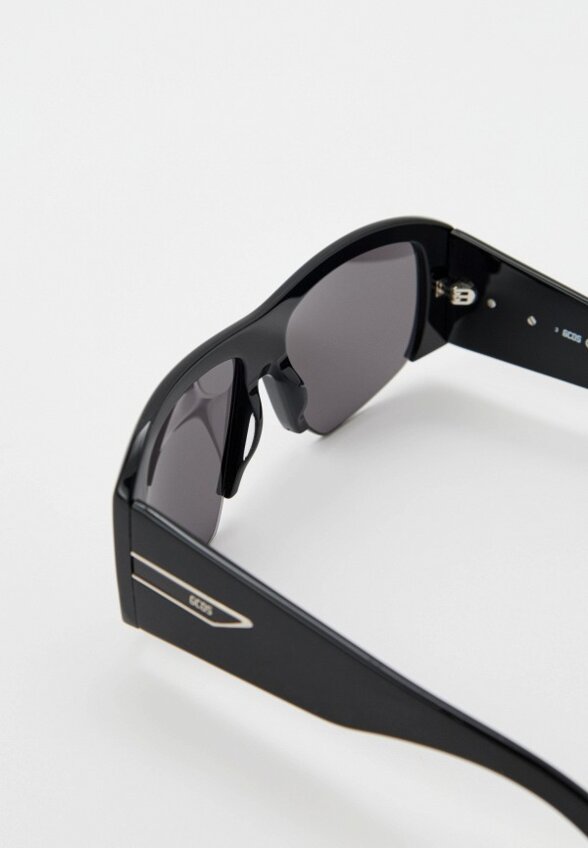 Очки солнцезащитные GCDS