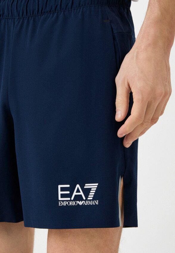 Шорты спортивные EA7