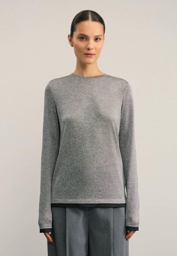 Лонгслив Zarina