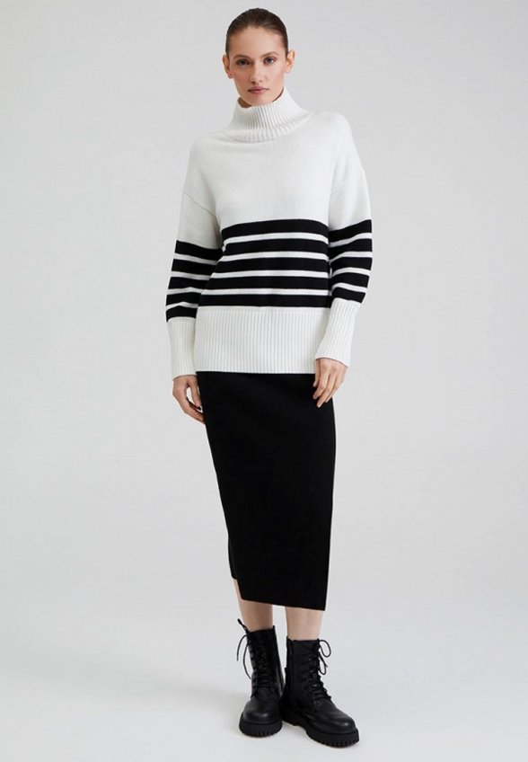 Свитер To Be Blossom