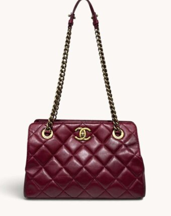 Chanel Perfect Edge женщинам