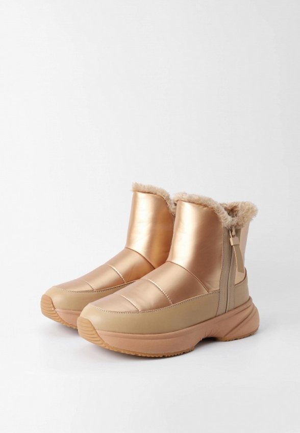 Дутики Nominee