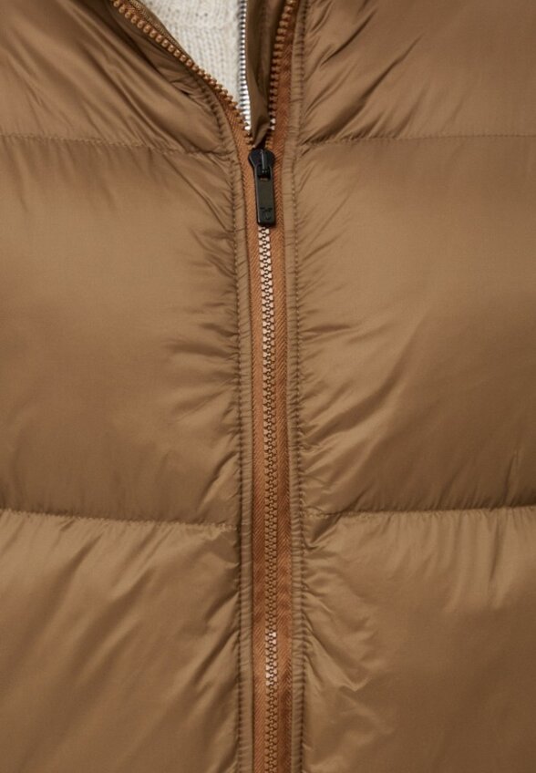 Пуховик Vitacci