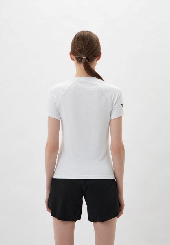 Футболка спортивная EA7