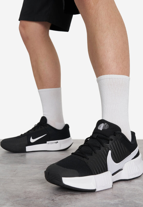 Кроссовки мужские Nike Gp Challenge Pro, Черный