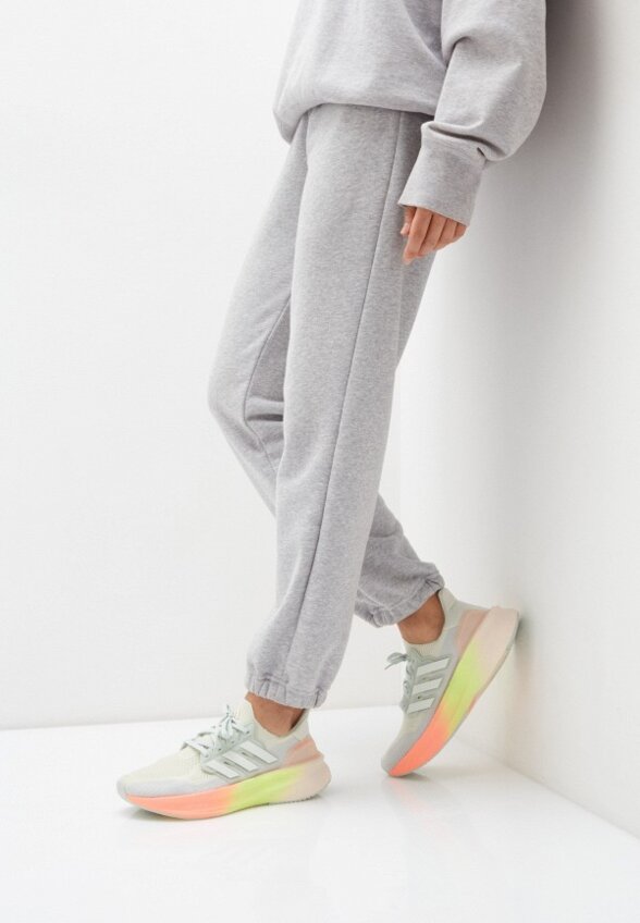 Кроссовки adidas