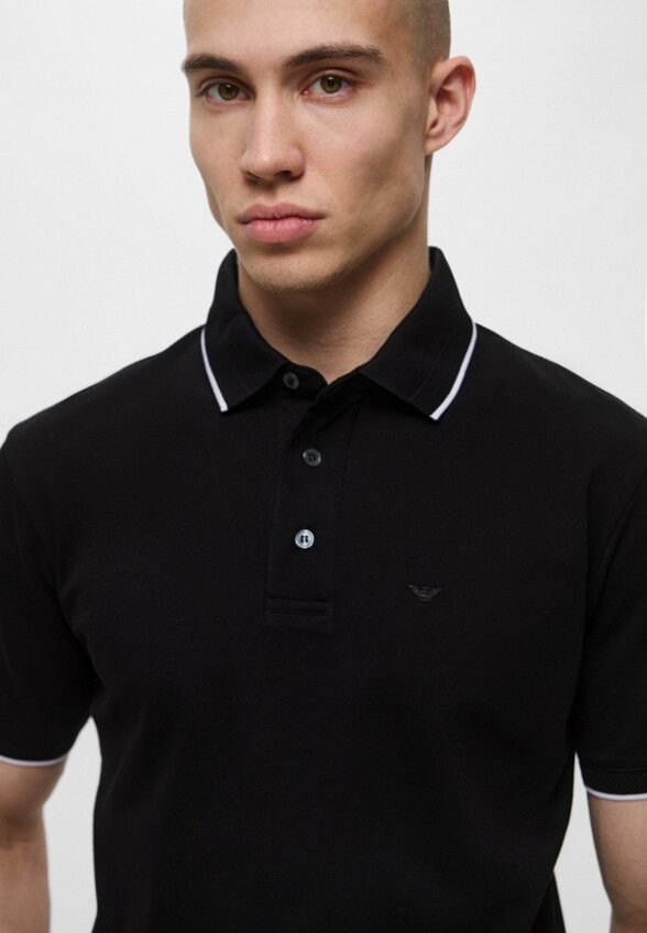 Поло Emporio Armani