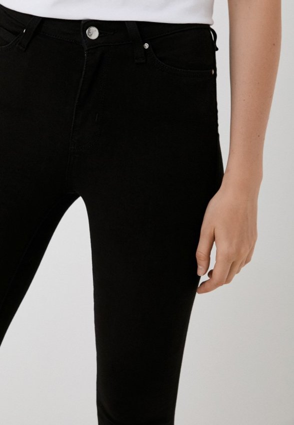 Джинсы Colin's