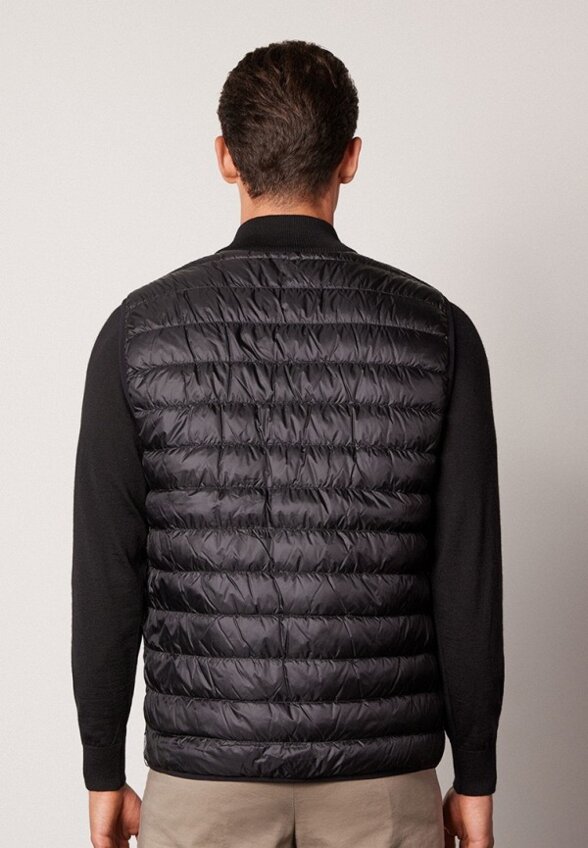 Жилет утепленный Falconeri