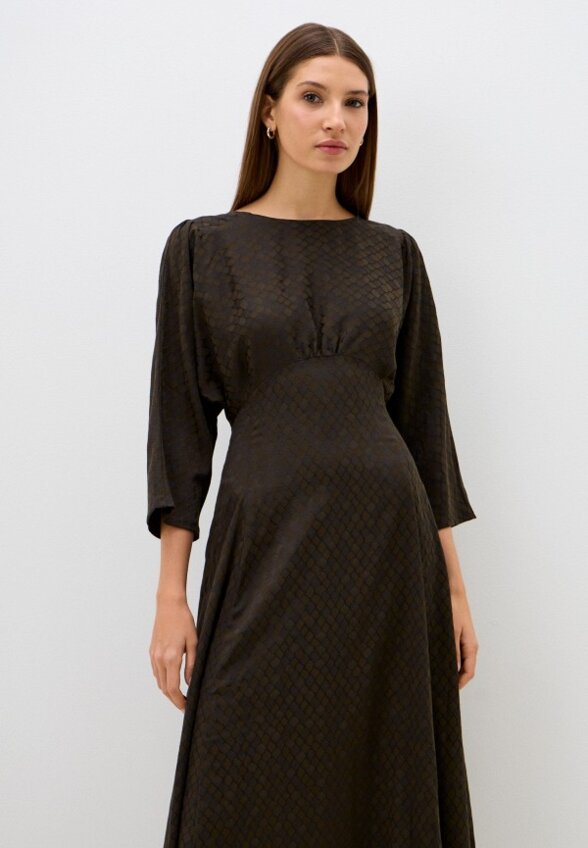 Платье MadaM T