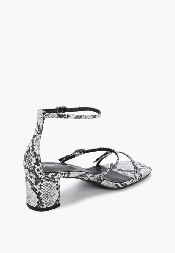 Босоножки Obba