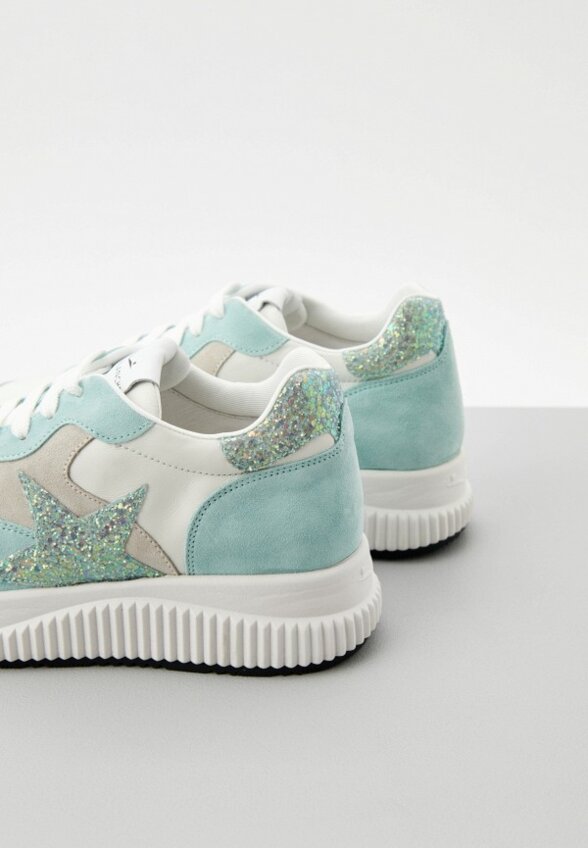 Кроссовки Voile Blanche