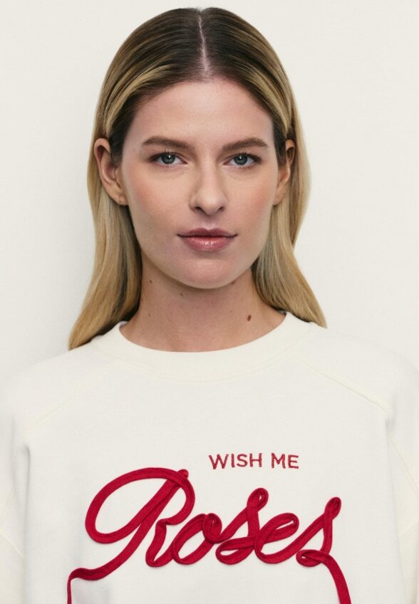 Свитшот Zarina