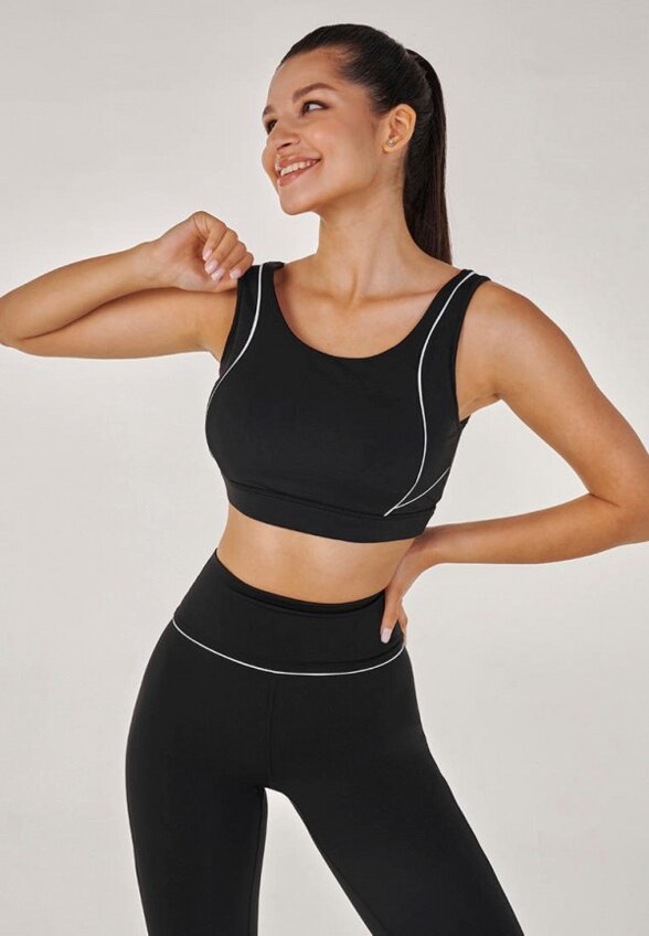 Топ спортивный Fitbomb