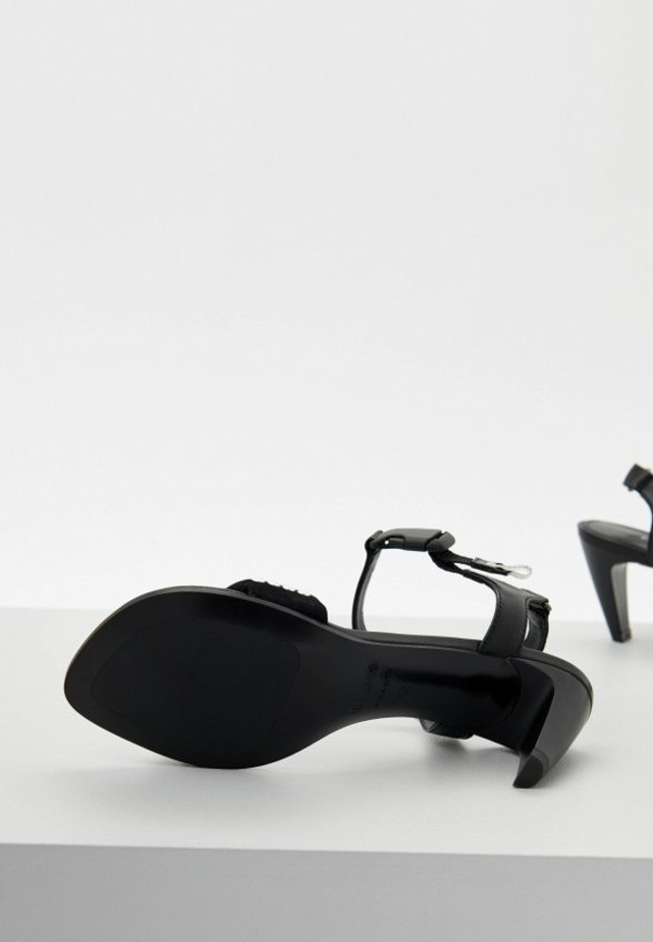 Босоножки Premiata