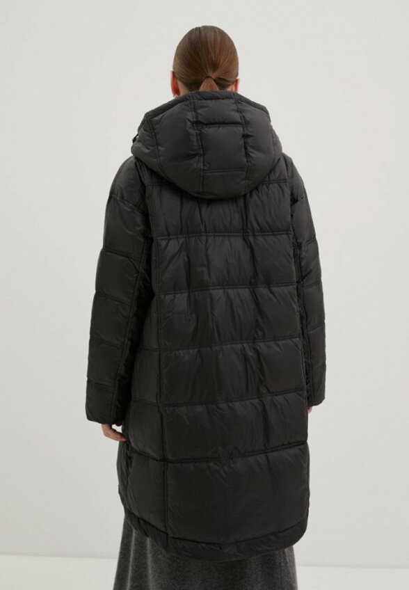 Пуховик Finn Flare