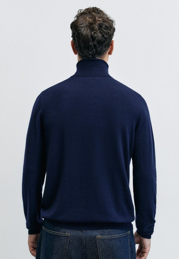 Водолазка IDOL