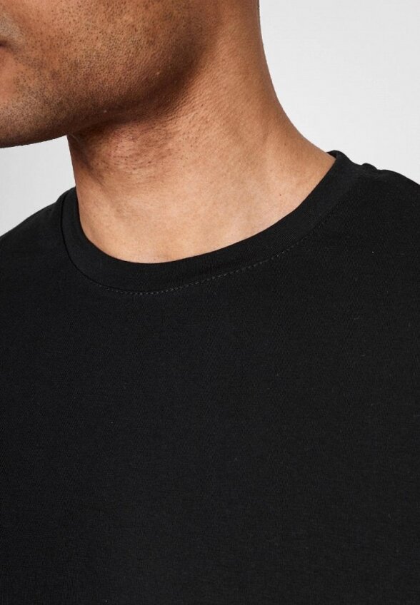 Футболка Cave