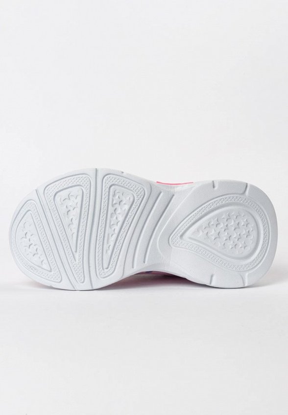 Кроссовки Tikkago