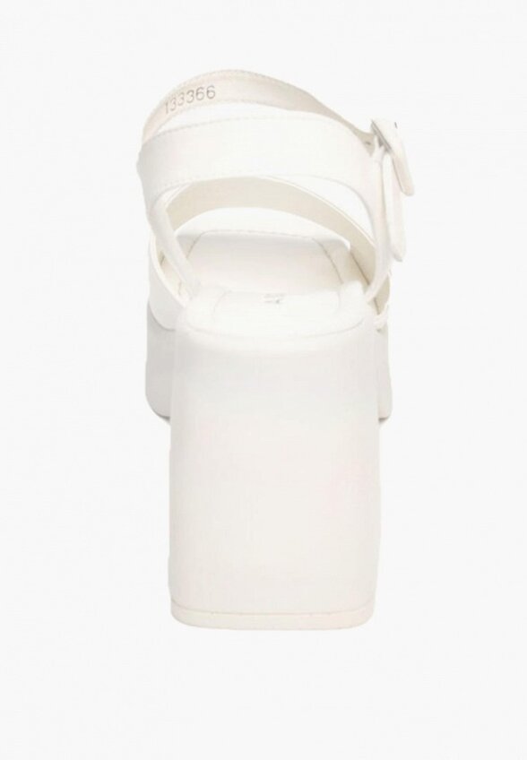 Босоножки Airbox