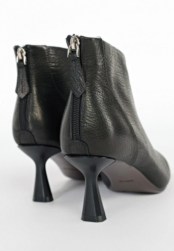 Ботильоны Gut