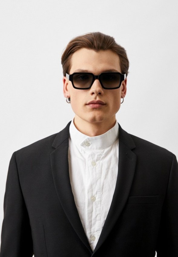 Очки солнцезащитные Prada