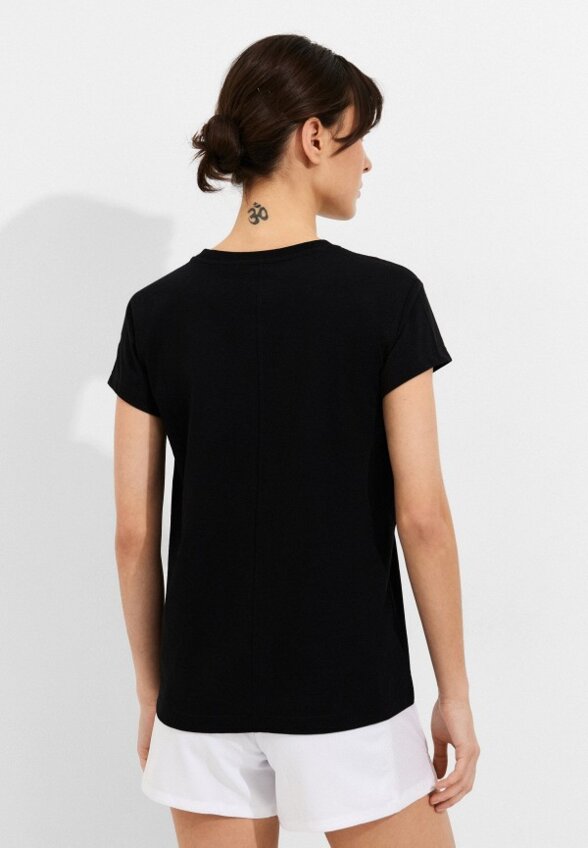 Футболка ASICS