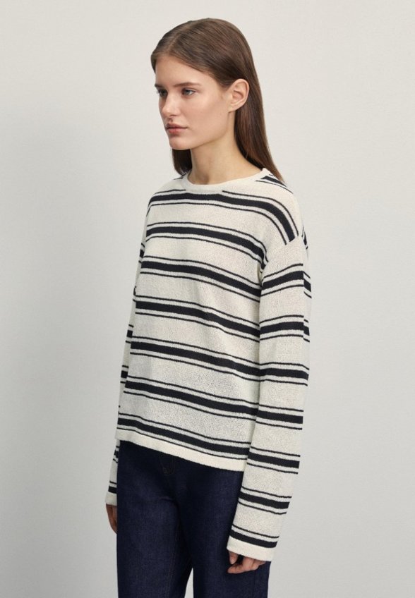 Джемпер Zarina