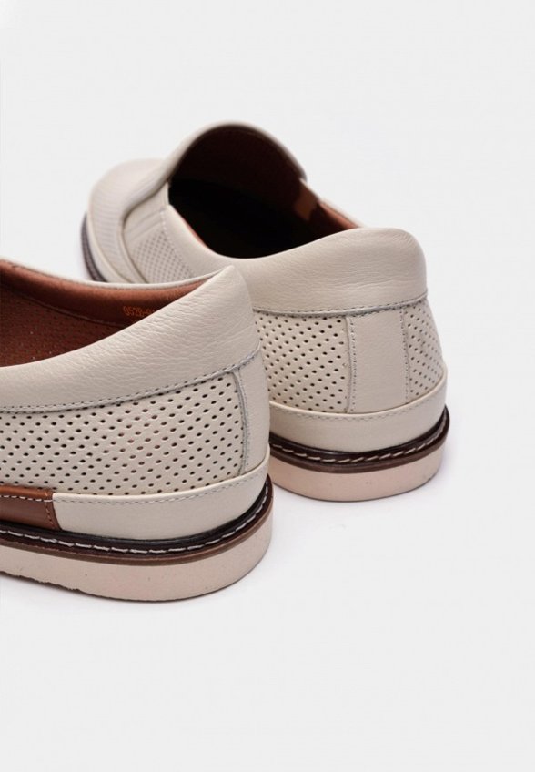 Слипоны Bruno Renzoni