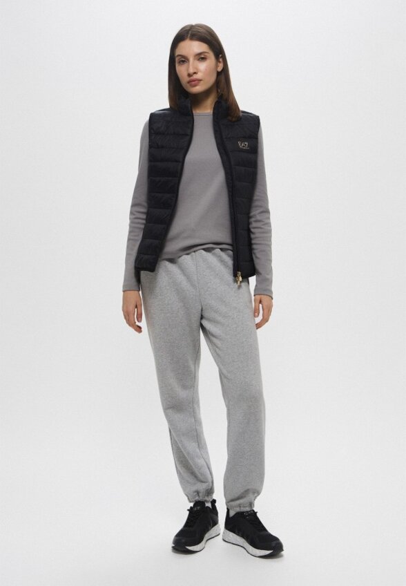 Жилет утепленный EA7