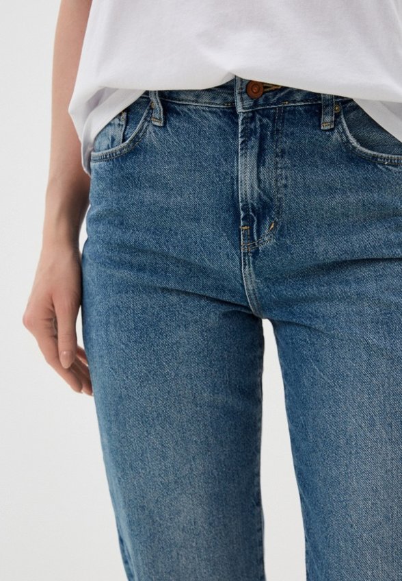 Джинсы Colin's