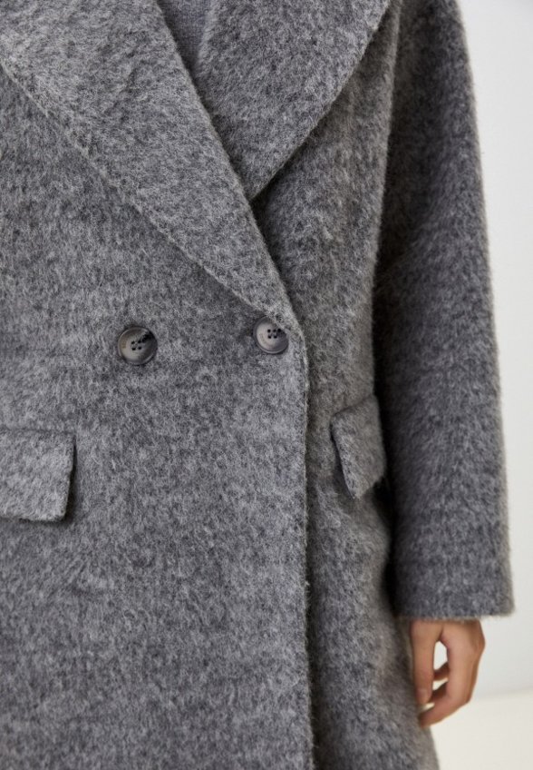 Пальто двубортное Belucci