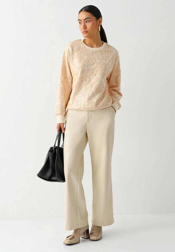 Свитшот Lilly Bennet