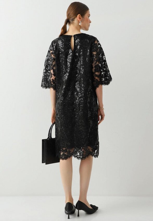 Платье Lilly Bennet