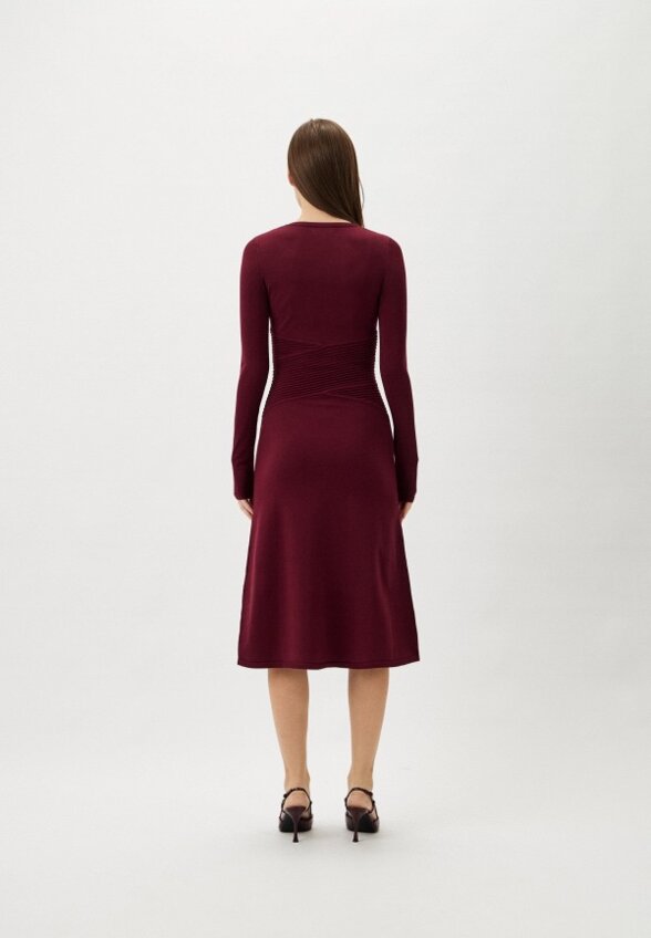 Платье Genious