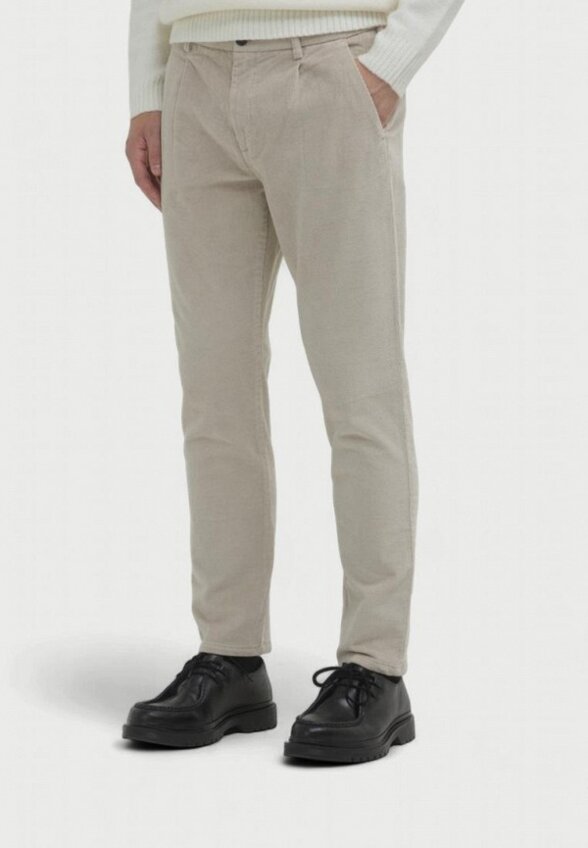 Чиносы Calliope