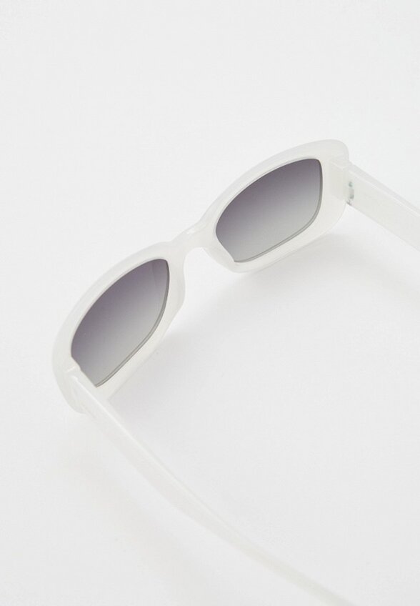 Очки солнцезащитные Invu