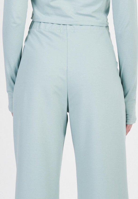 Брюки спортивные Feedge