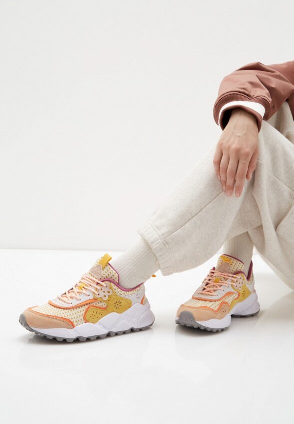 Кроссовки Flower Mountain