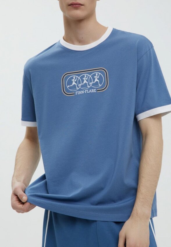 Футболка Finn Flare