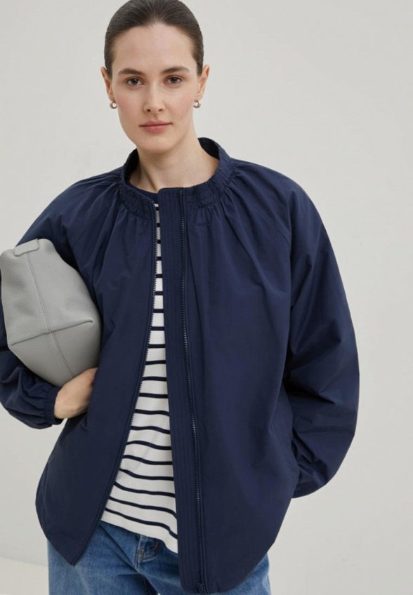 Ветровка Finn Flare